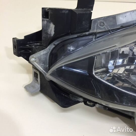 Фара левая Mazda Mazda3