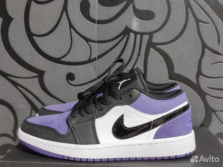 Nike Air Jordan 1 Low Court Purple