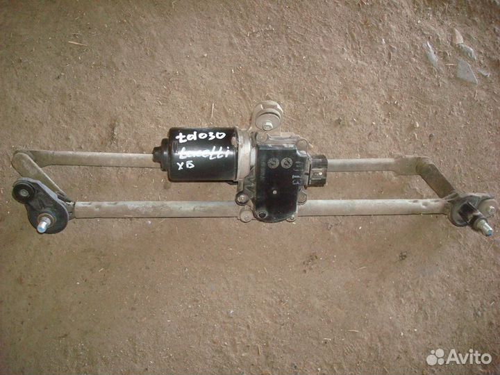 Трапеция стеклоочистителя в сборе с мотором Chevro