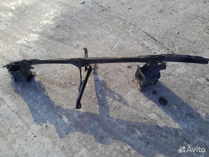 Планка под фары