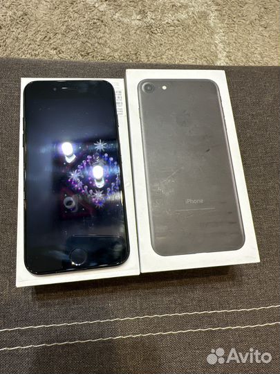 Телефон iPhone 7 128gb