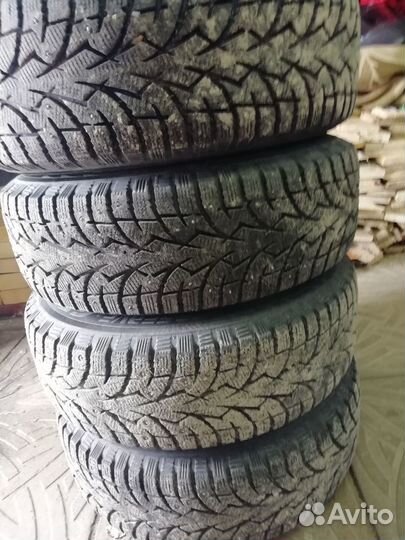 Автомобильные шины бу 205/70R15