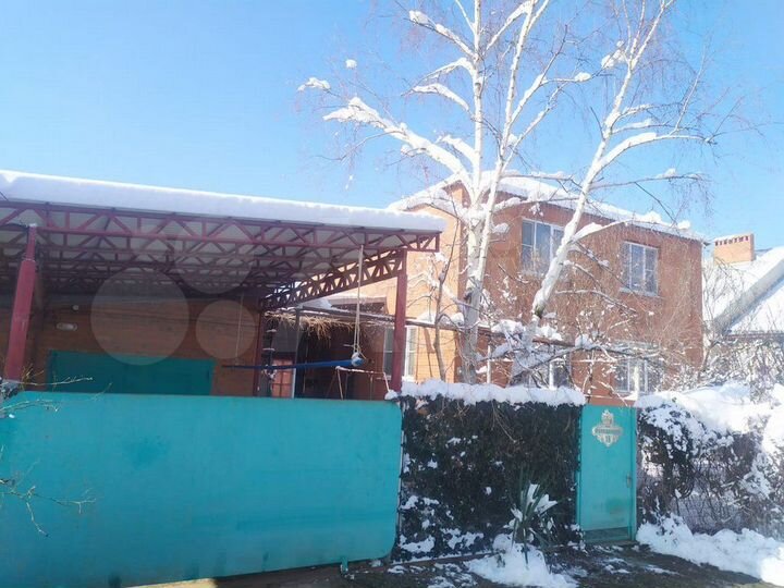 Дом 168 м² на участке 8,4 сот.