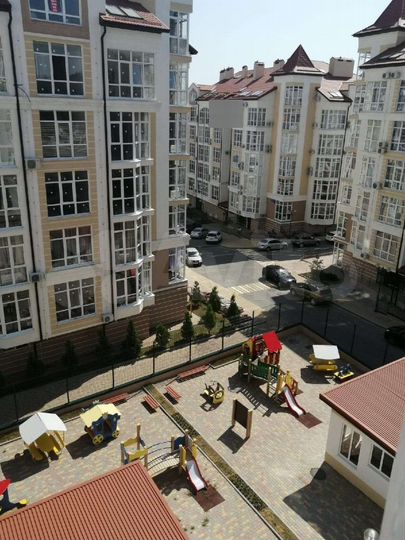 2-к. квартира, 72 м², 4/6 эт.
