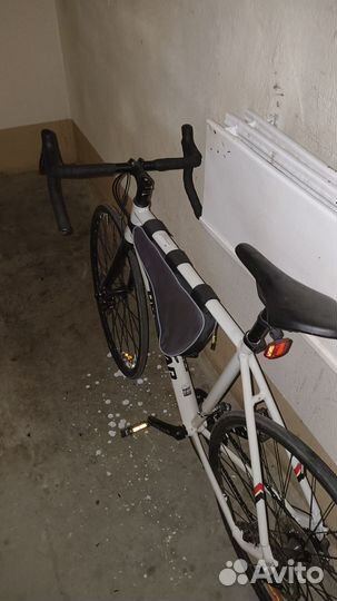 Шоссейный велосипед outleap trackway