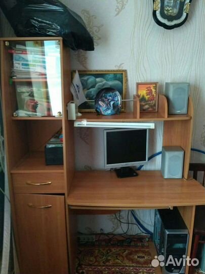 Компьютерный стол