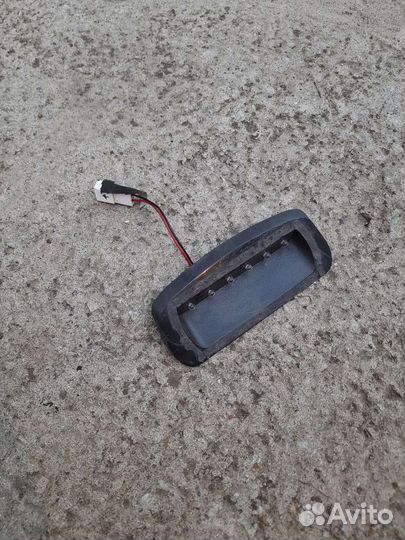 Третий, задний стоп сигнал