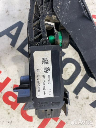 Педаль газа Skoda Octavia лифтбек 1800CC / 152HP