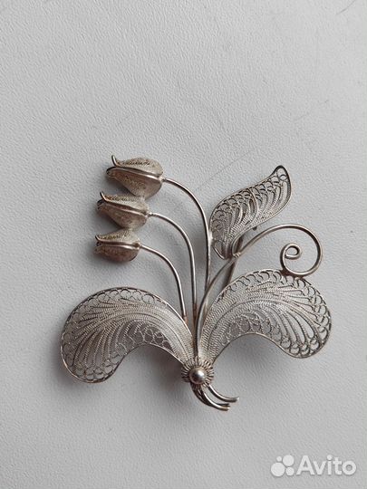 Брошь серебристая веточка скань винтаж