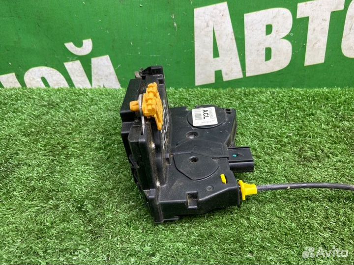 Замок боковой двери задний правый Chevrolet Cobalt