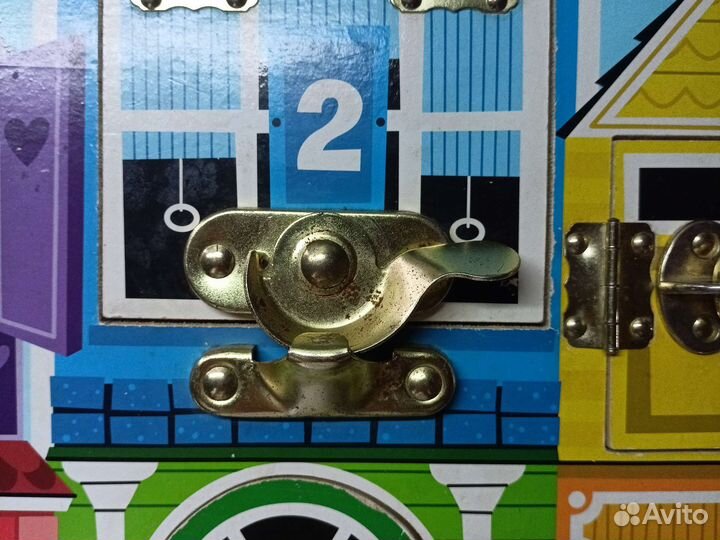 Забронировано Бизиборд для малышей