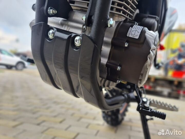 Мотоцикл Regulmoto CR-X