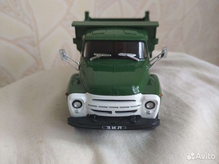 Модель автомобиля ЗИЛ 130