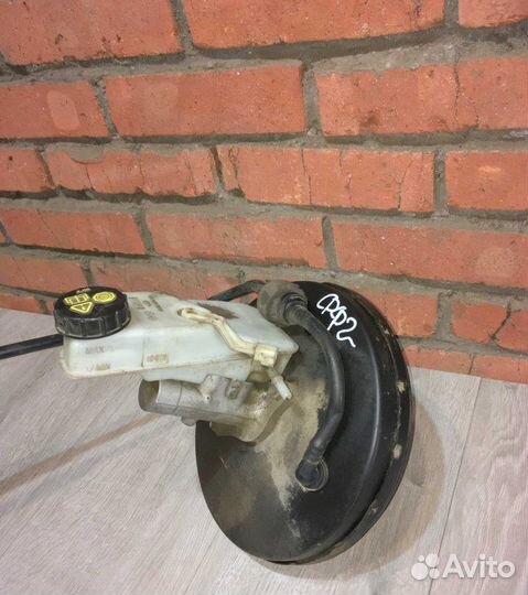 Вакуумник с Гтц и бачком Ford Focus 2 2009