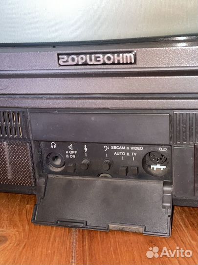 Телевизор Горизонт