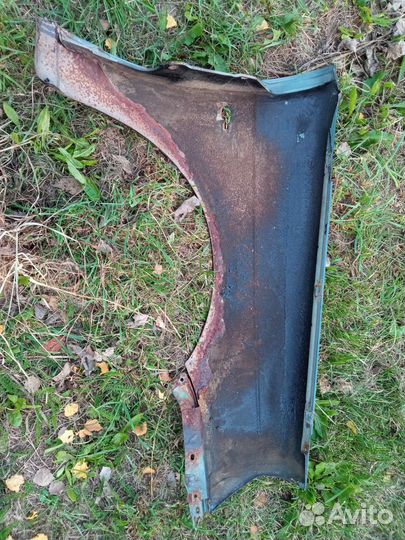 Крыло переднее priora