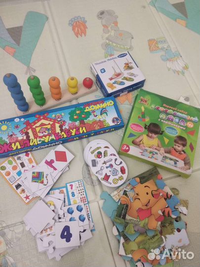 Развивающие игрушки пакетом