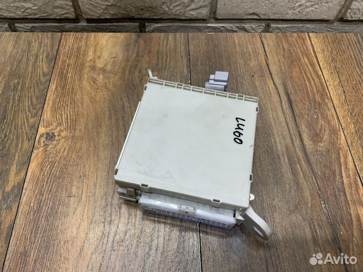 Lexus LS460L Блок электронный