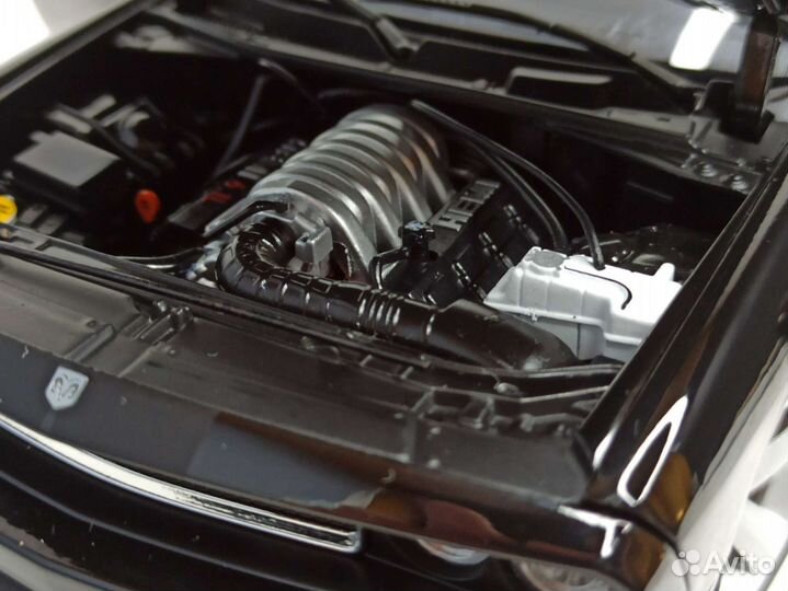 Dodge Challenger SRT8 Washington Edition 1:18 Acme