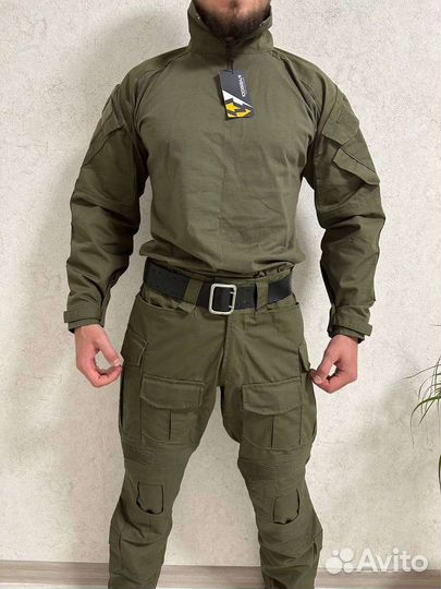 Тактический боевой костюм