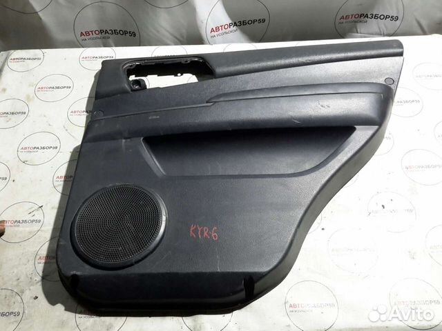 Обшивка задней правой двери Ssang Yong Kyron