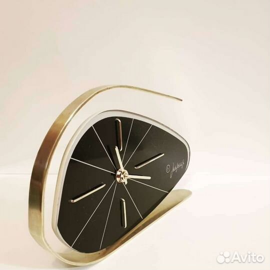 Винтажные часы Молния