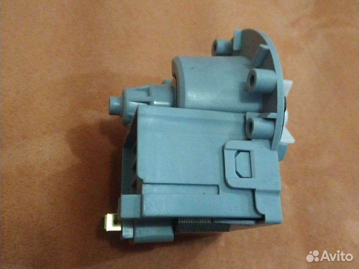 Сливной насос (помпа) от стиральной машины