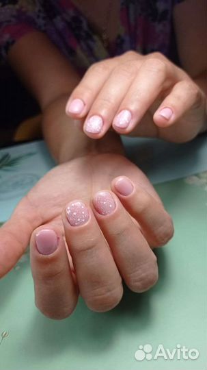 Модель на маникюр бесплатно