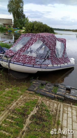 Лодка с мотором