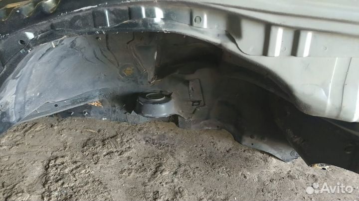 Лонжерон передний левый W210 S210 рестайлинг