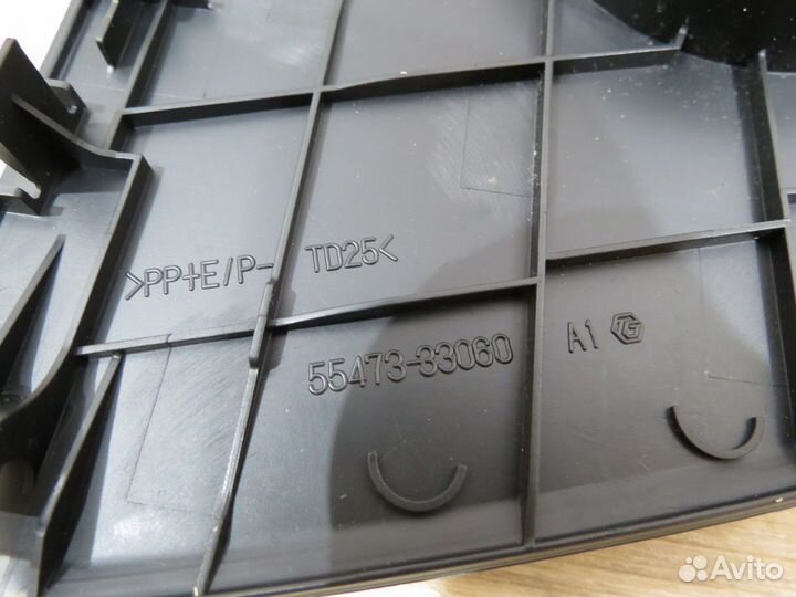 Решетка динамика правая Toyota Camry 50