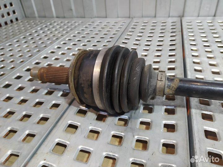 Полуось задний Mercedes Vito W639