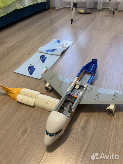 Lego city самолет