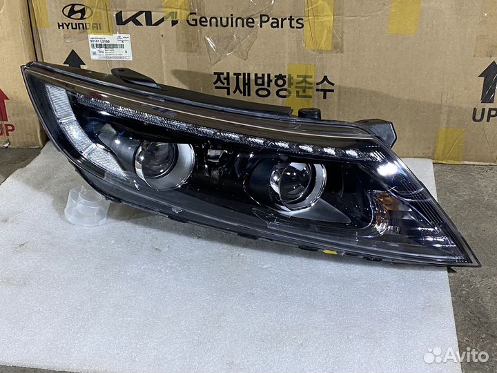 Фара правая ксенон KIA Optima 3 рест. LED