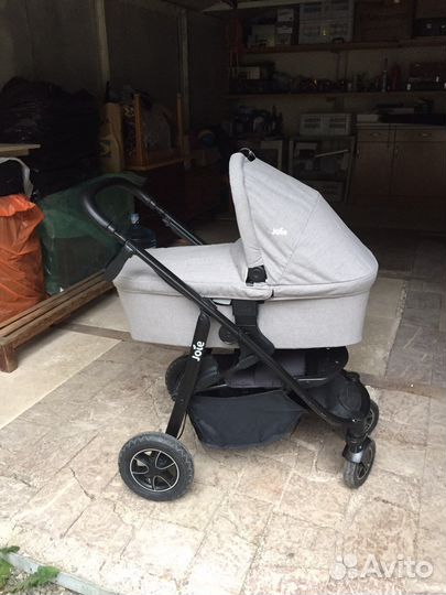 Коляска joie