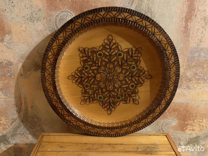 Деревянная декоративная тарелка (панно)