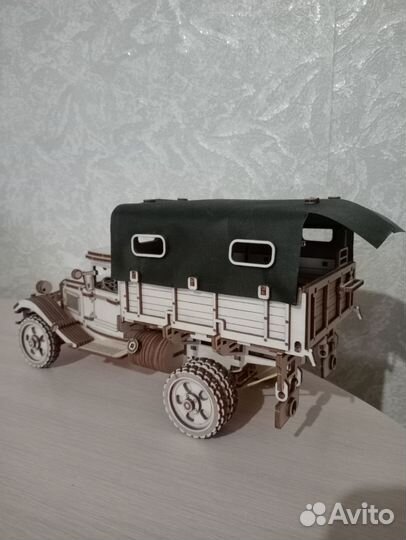 Машина / корабль из дерева