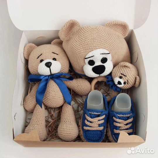 Шапка вязаная детская ручная работа