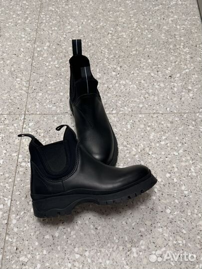 Ботинки prada строго оригинал 37р