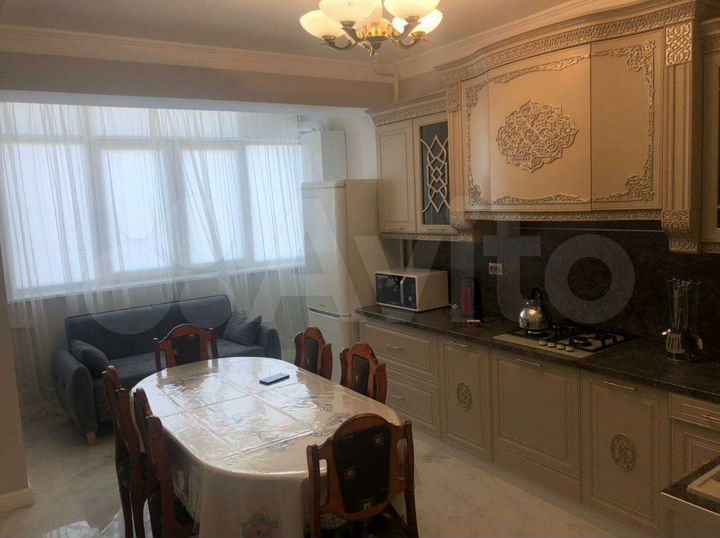 1-к. квартира, 53 м², 4/9 эт.