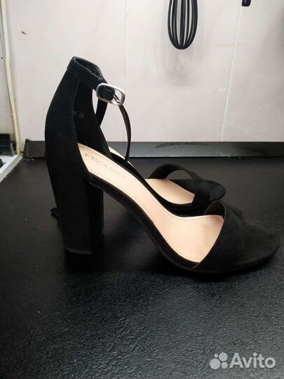 Босоножки женские 38 размер