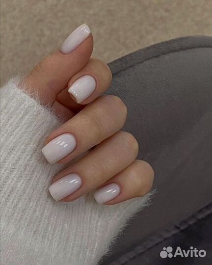 Маникюр педикюр