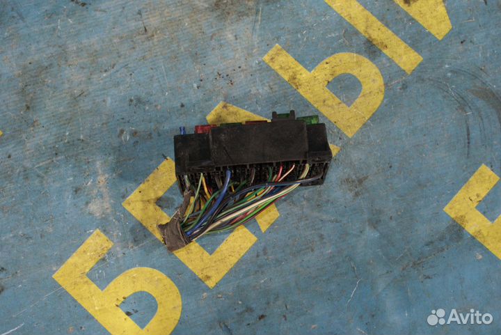 Колодка предохранителей KIA Sportage