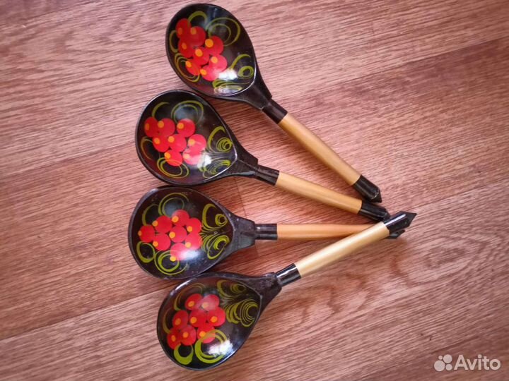 Деревянные ложки хохлома