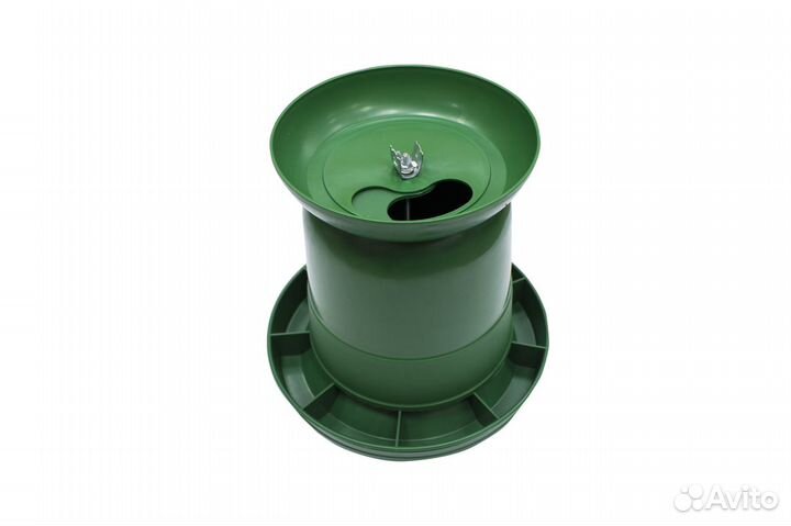 Продам кормушку для кур (бункер 5 кг)