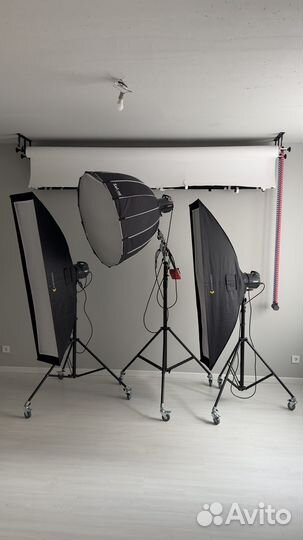 Световое оборудование Elinchrom, студийные фоны