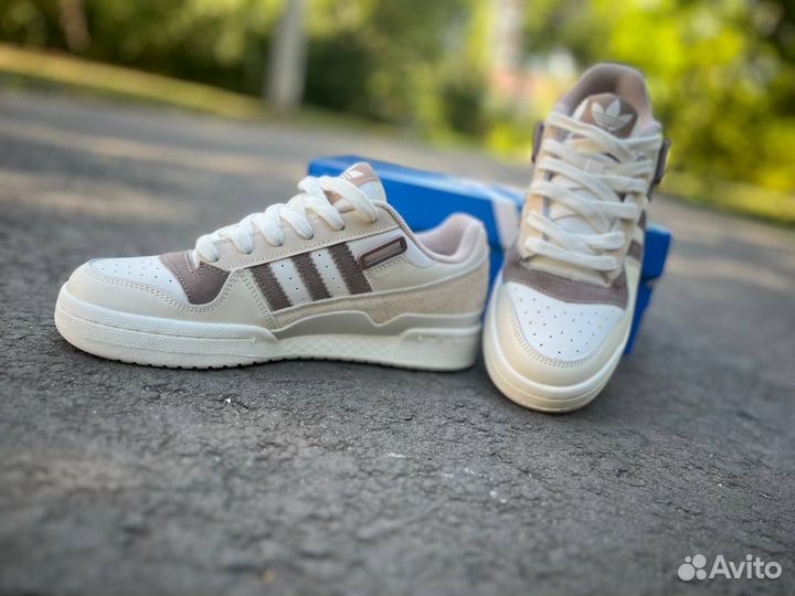 Кроссовки adidas