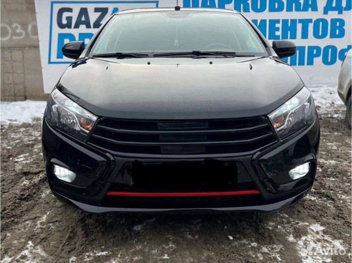 Накладка переднего бампера тюнинг на LADA vesta