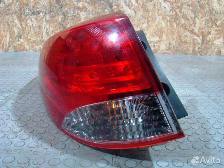 Hyundai ix35 Фонарь задний наружный левый