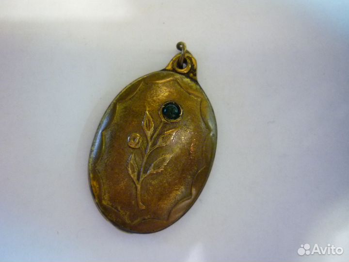 Кулон-локет, 1930-40-е гг